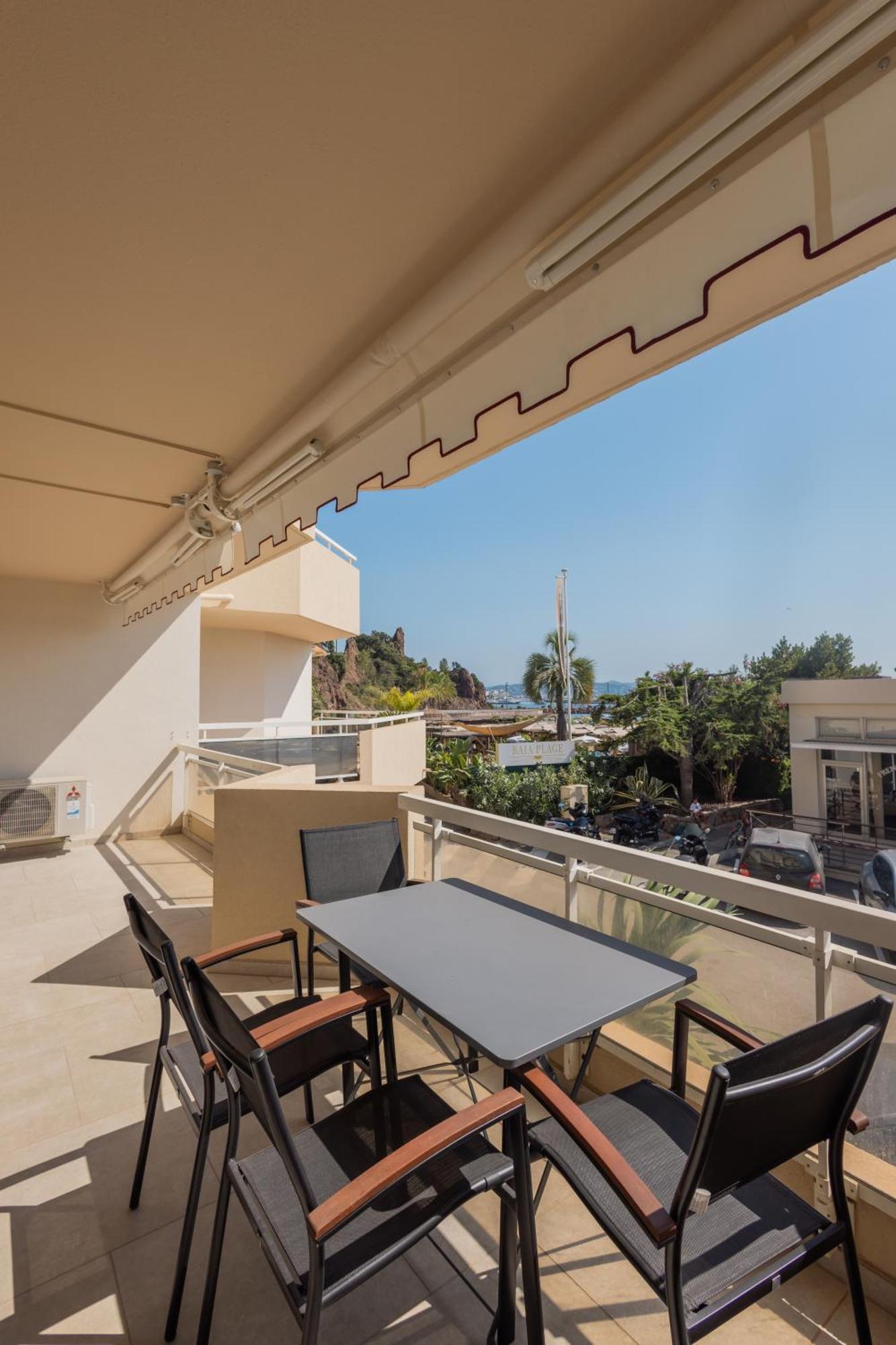Riviera Beach Hotel Mandelieu Dış mekan fotoğraf