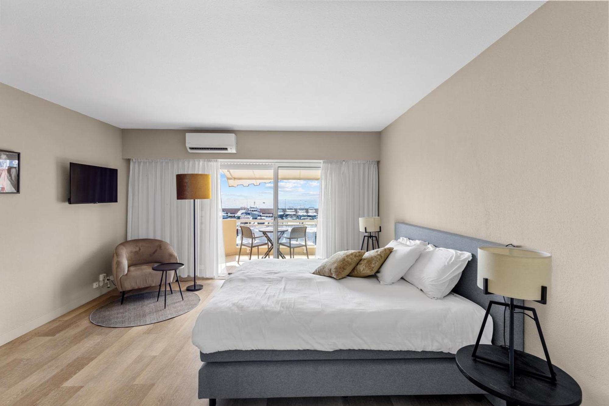 Riviera Beach Hotel Mandelieu Dış mekan fotoğraf